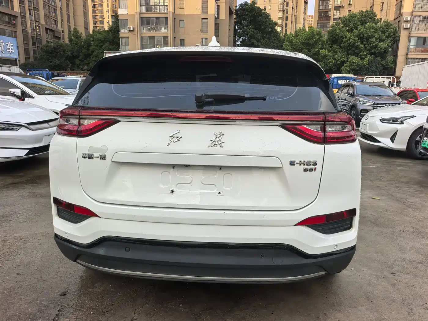 Hongqi E-HS3 2019 2019 Smart Connection Flag Joy FWD Version
