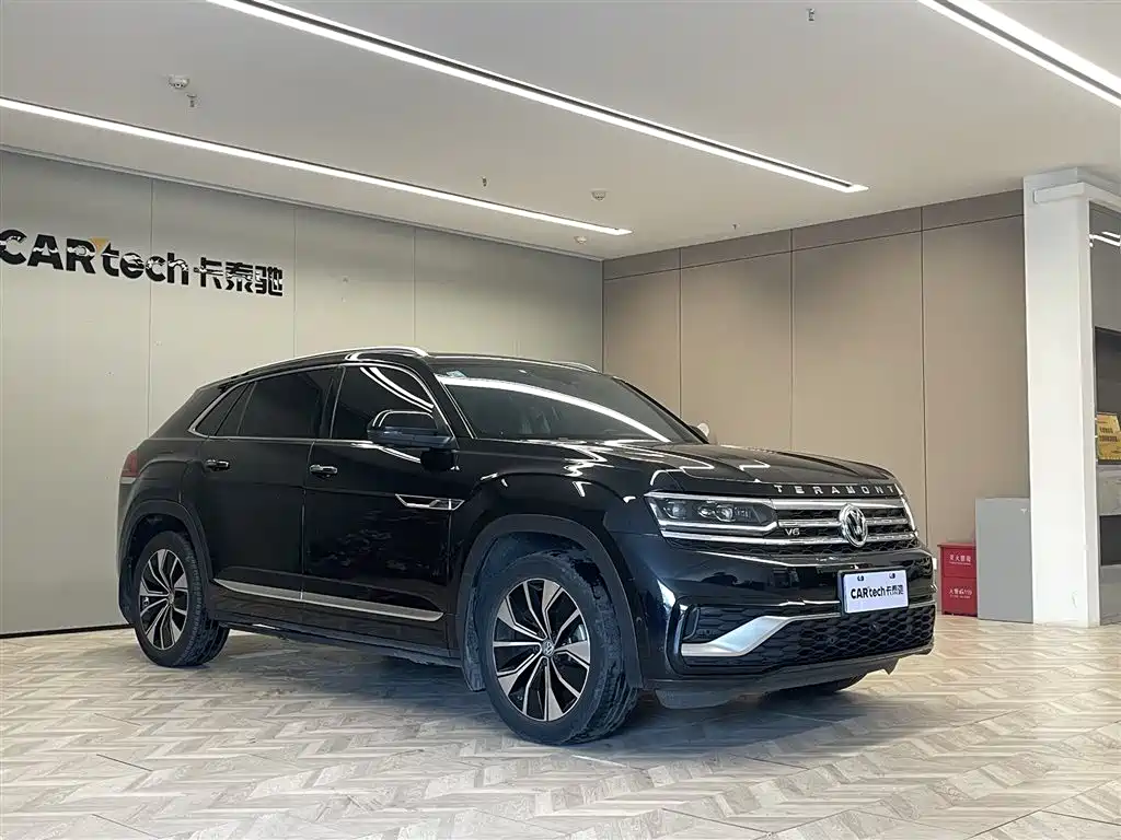 Volkswagen Teramont 2020 Teramont X Facelift 330TSI 2WD Premium Luxury фото 2