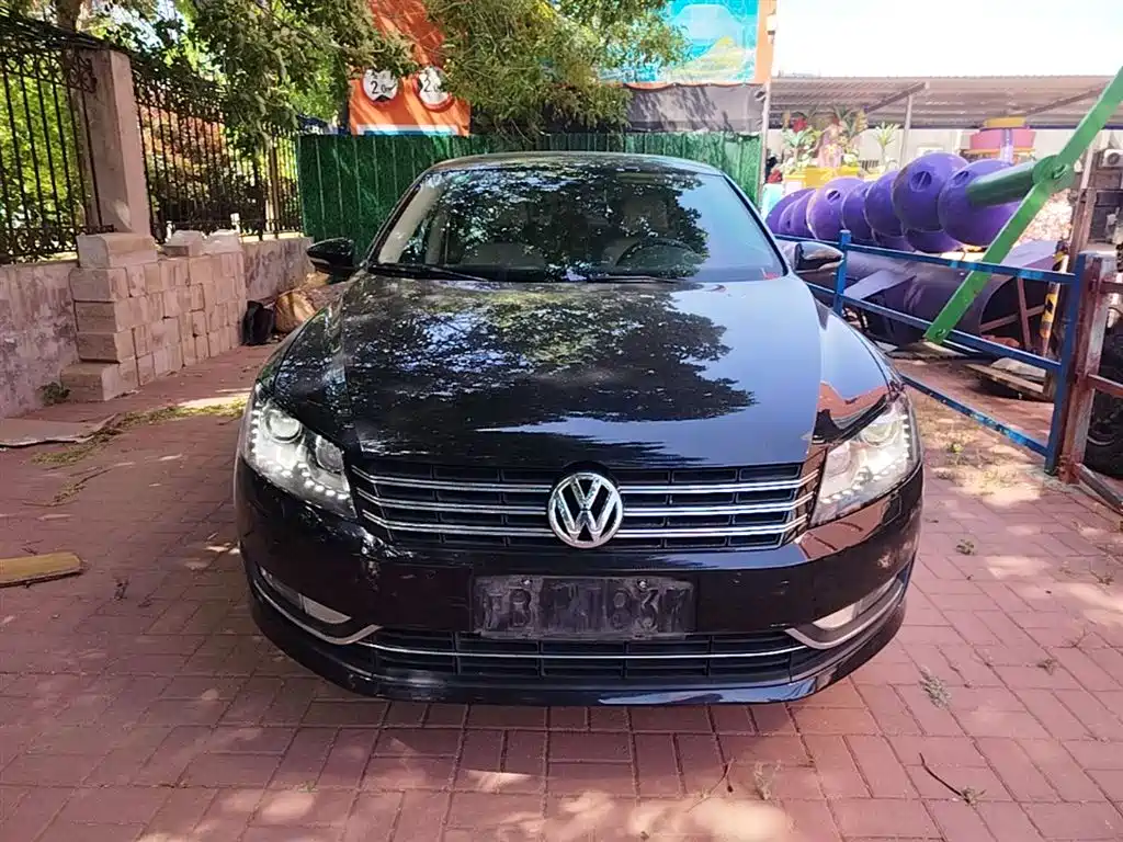 Volkswagen Passat 2015 1.8TSI DSG Prestige Edition фото 3