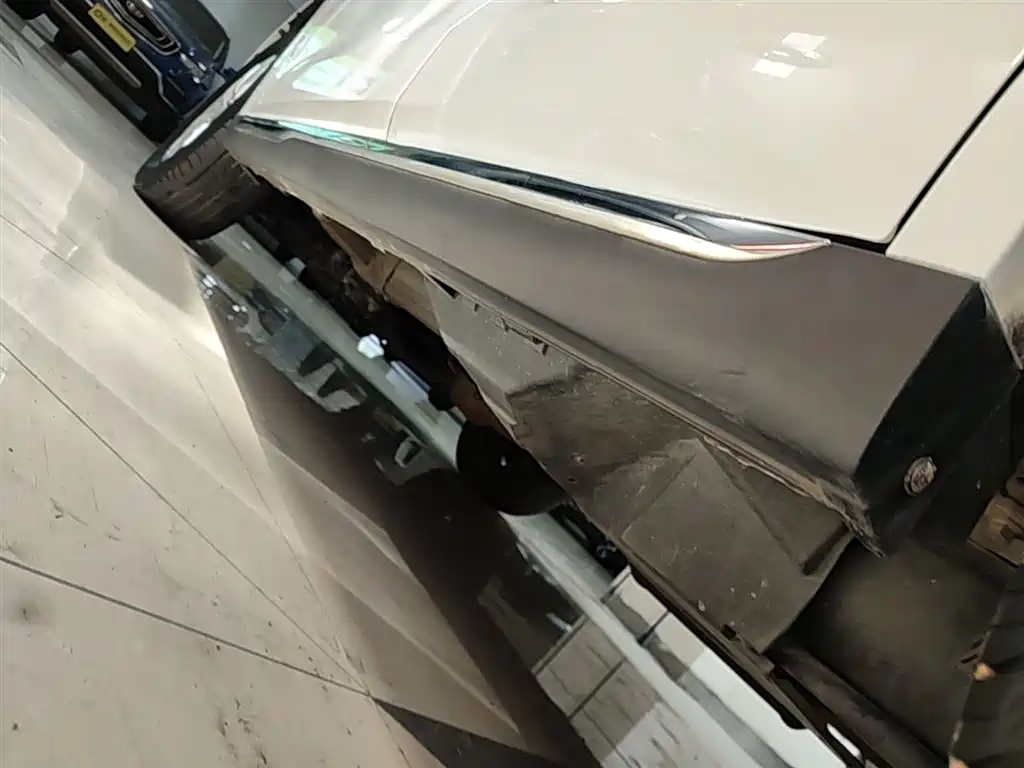 Haval M6 2021 PLUS 1.5T DCT Elite Smart Connect фото 22