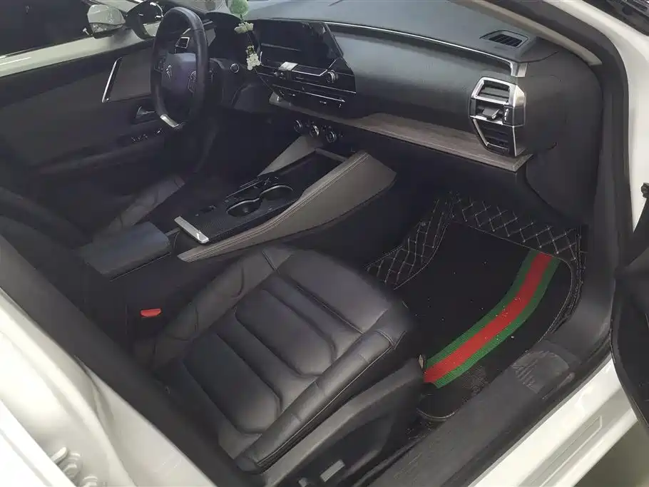 CITROEN VERSAILLES C5 X