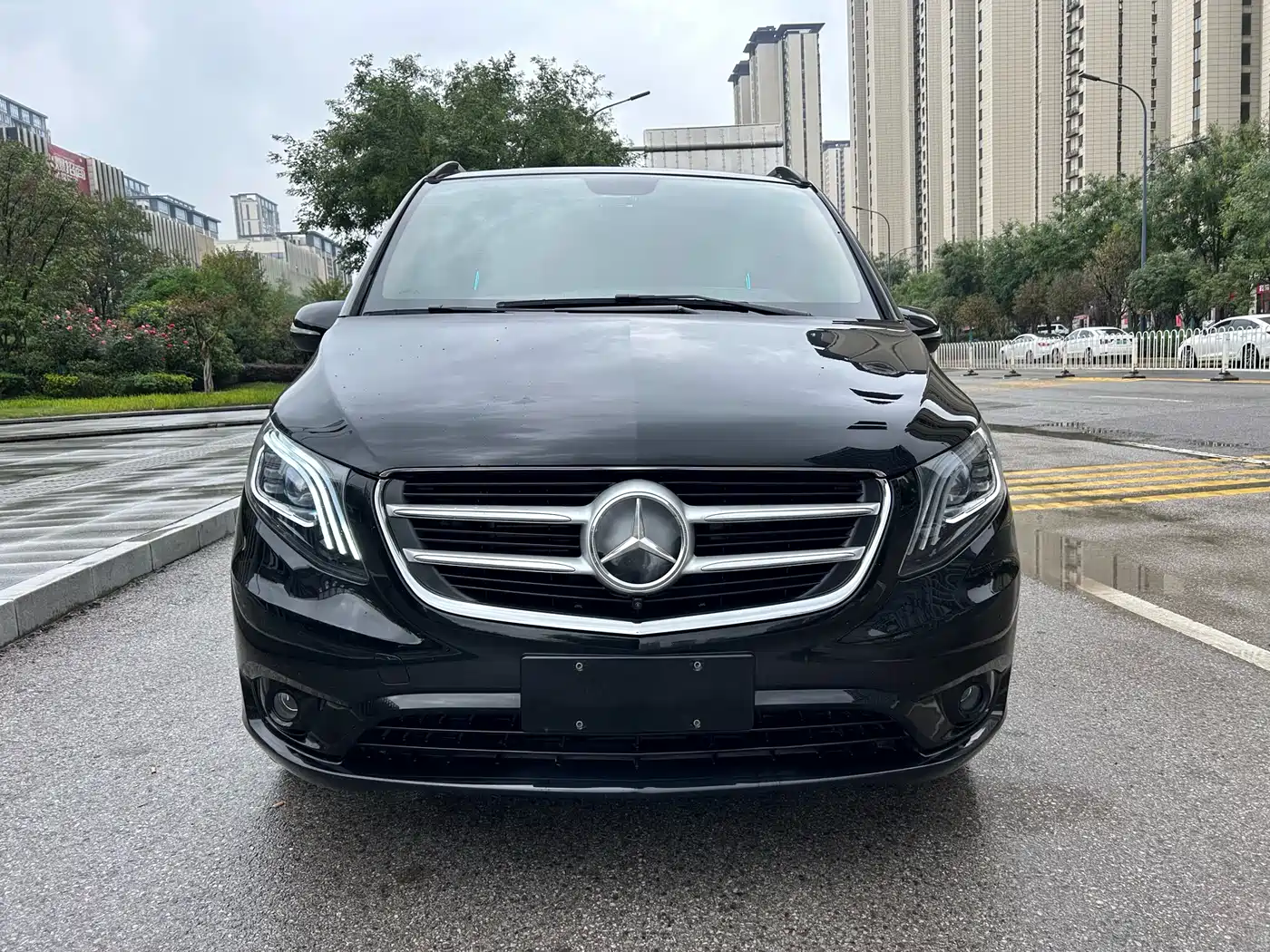 MERCEDES-BENZ VITO