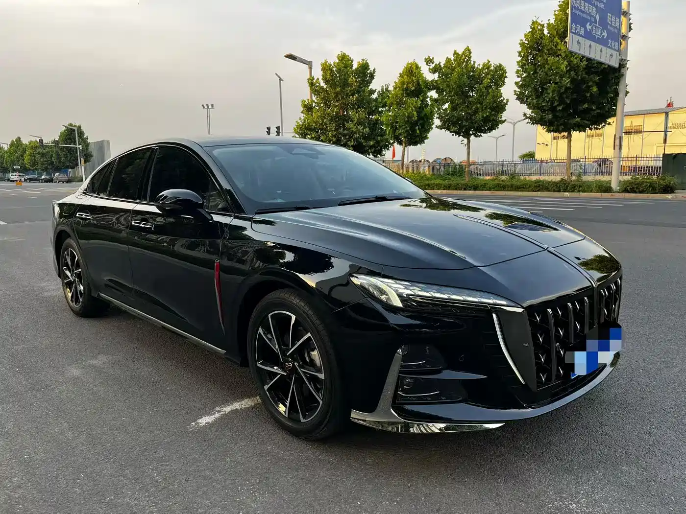 Hongqi H6 2025 2025 Model 2.0T Far-Reaching Edition