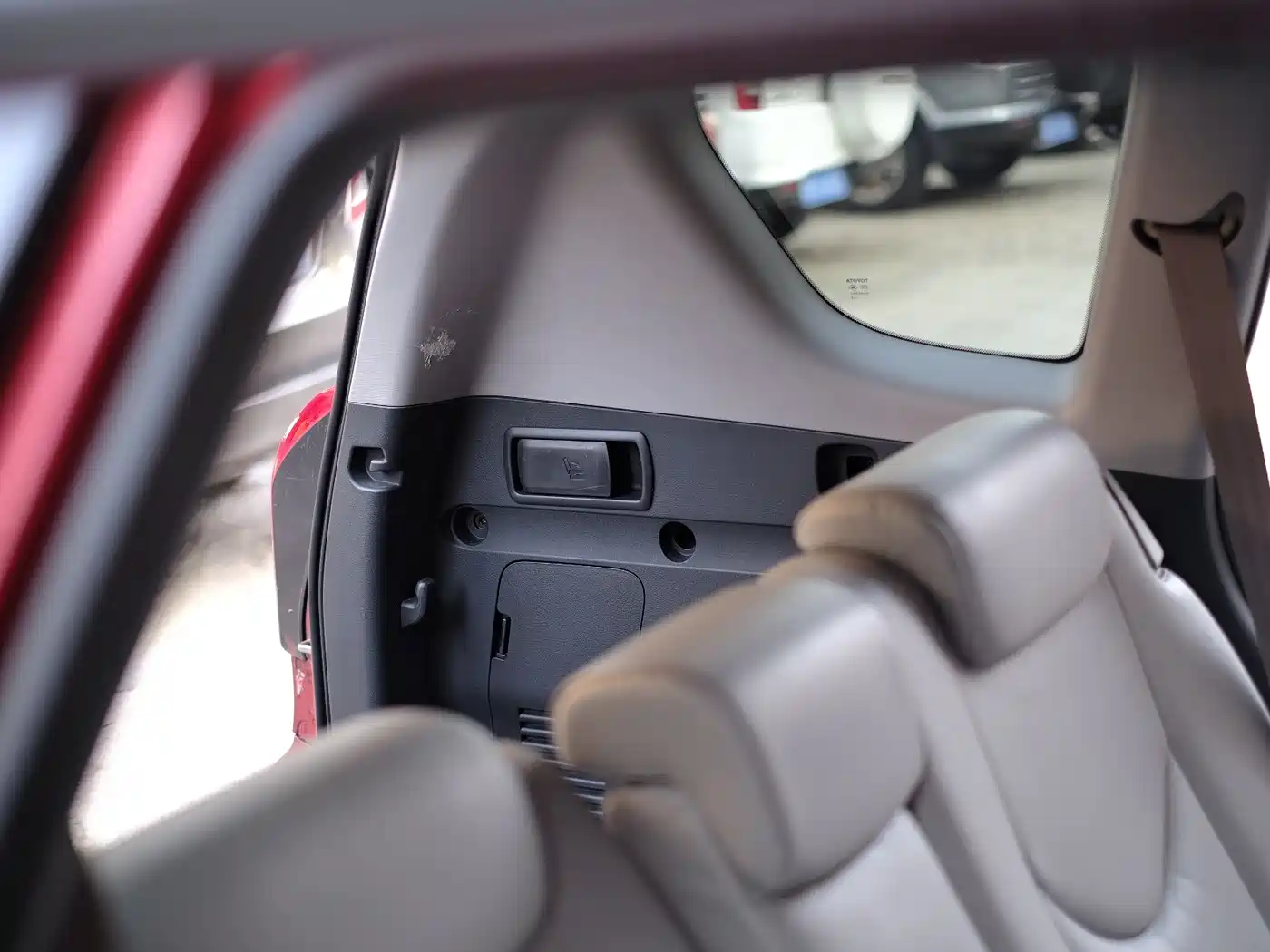 Toyota RAV4 Rongfang 2009 2.4L Automatic Luxury Edition фото 50