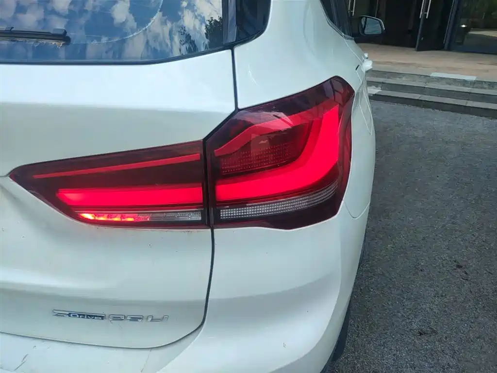 BMW X1 2021 Facelift sDrive25Li Leading фото 8