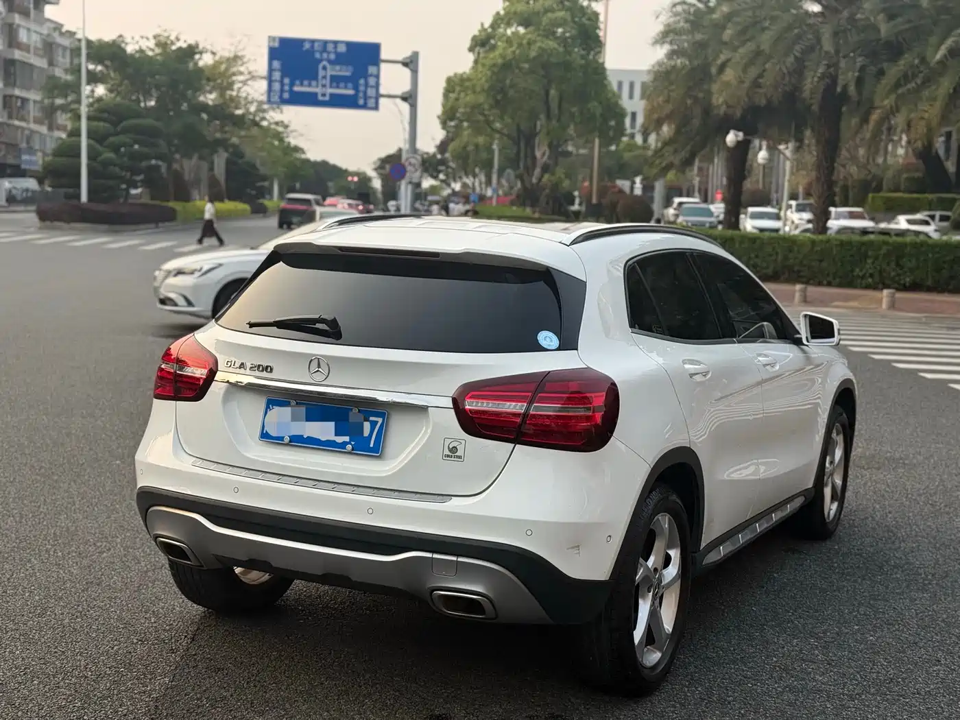 Mercedes-Benz GLA 2018 GLA 200 Dynamic фото 7