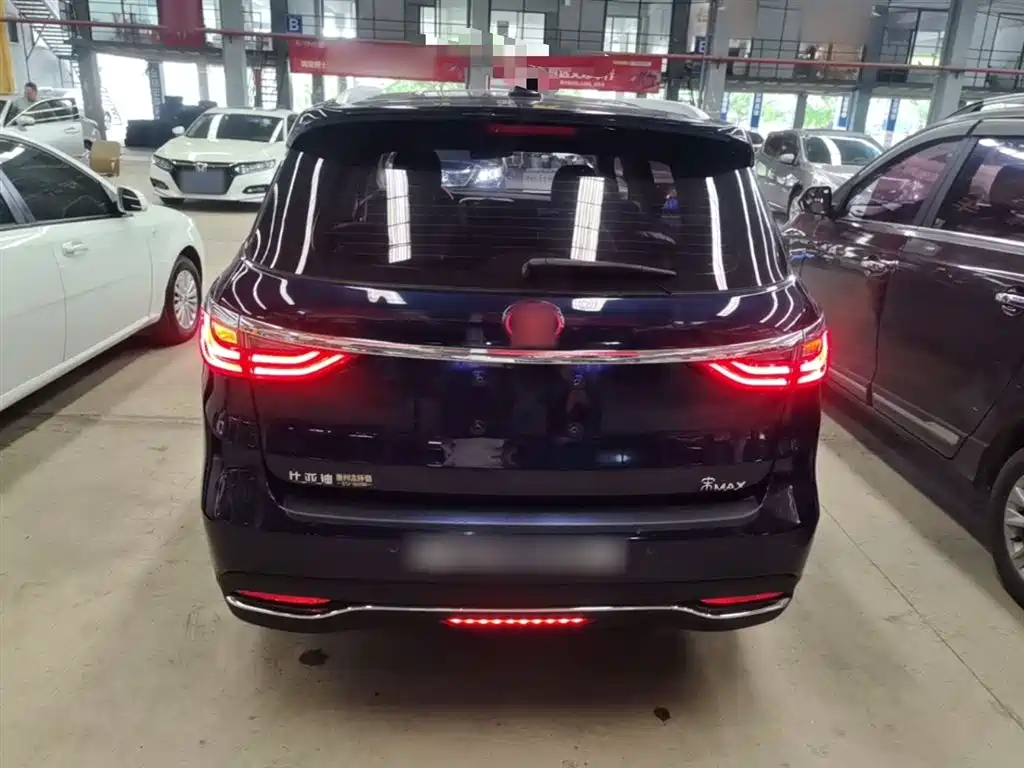 BYD Song MAX 2017 1.5T Auto Smart Elite 7-Seater фото 6