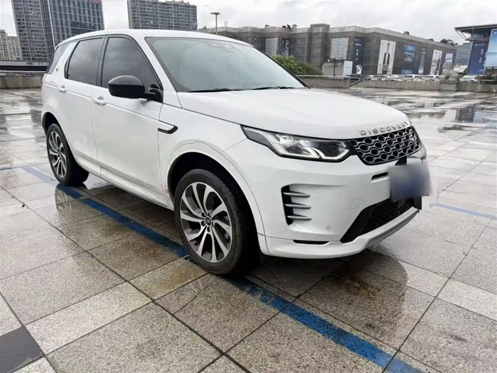 Land Rover Discovery Sport 2024 Performance Technology Edition фото 9
