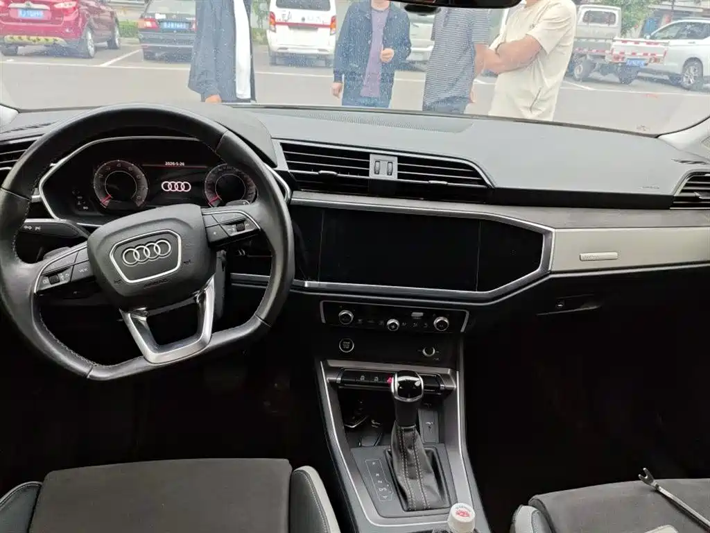 Audi Q3 2022 35 TFSI Fashion Dynamic фото 7