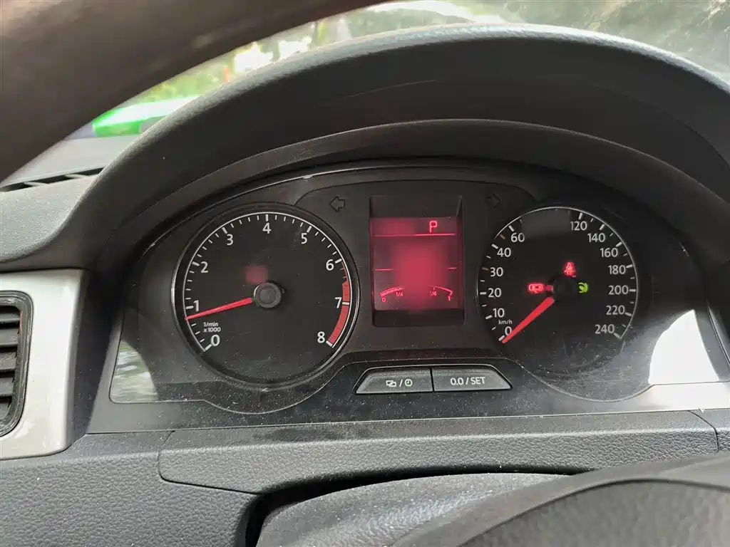 Volkswagen Santana 2015 Gran Santana 1.6L Automatic Trend фото 4
