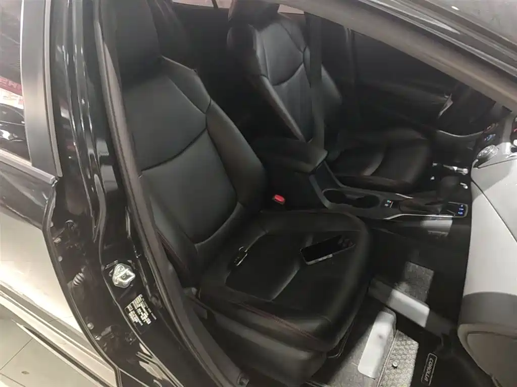 Toyota Corolla 2021 1.2T S-CVT Pioneer PLUS Edition фото 25