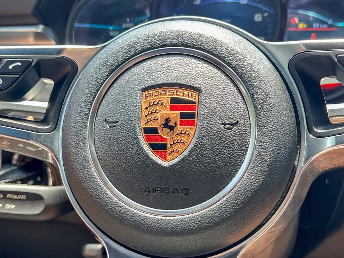 Porsche Macan 2018 Macan 2.0T фото 9