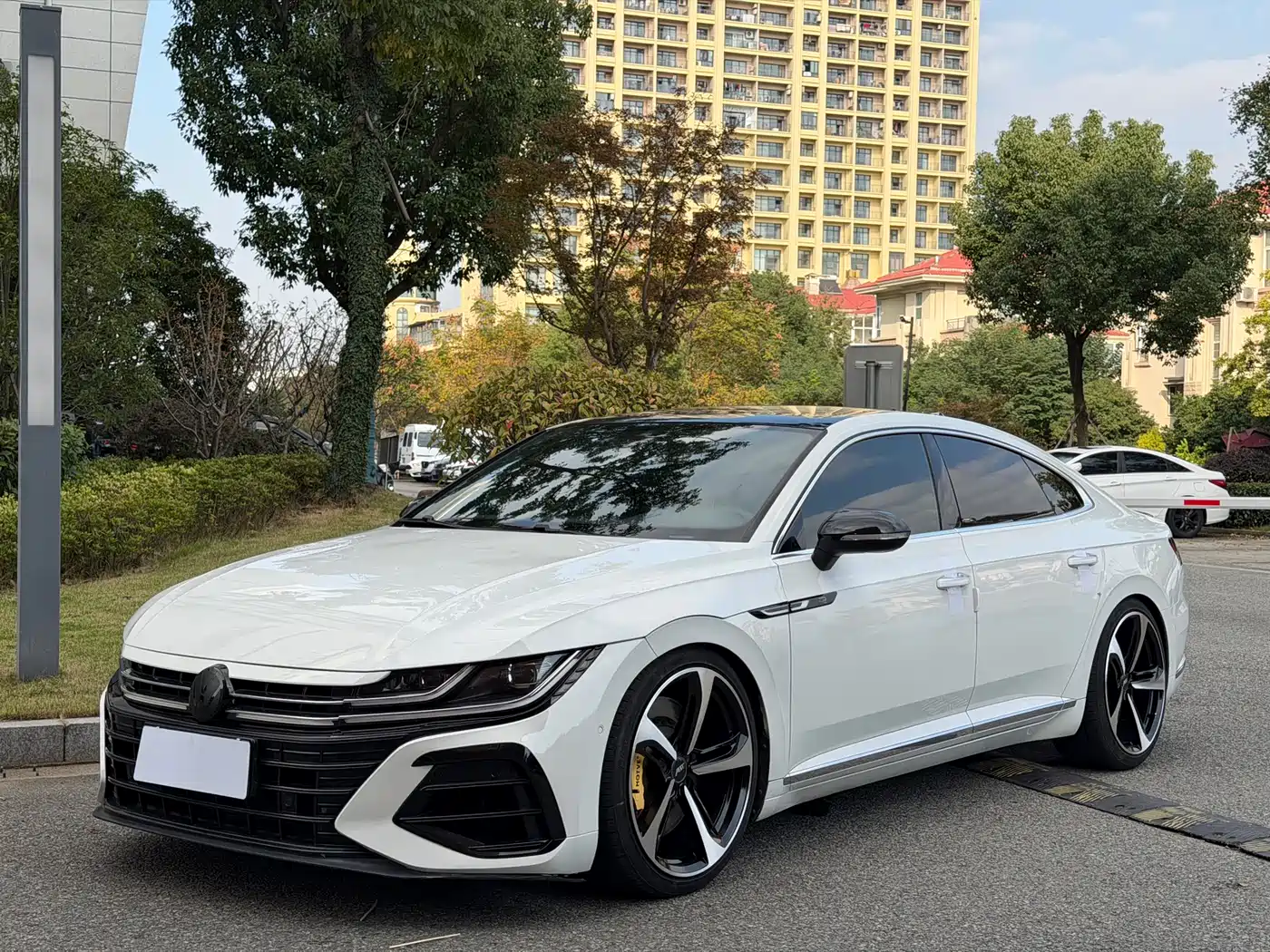 Volkswagen FAW-Volkswagen CC 2023 380TSI Eye-catching Edition фото 2