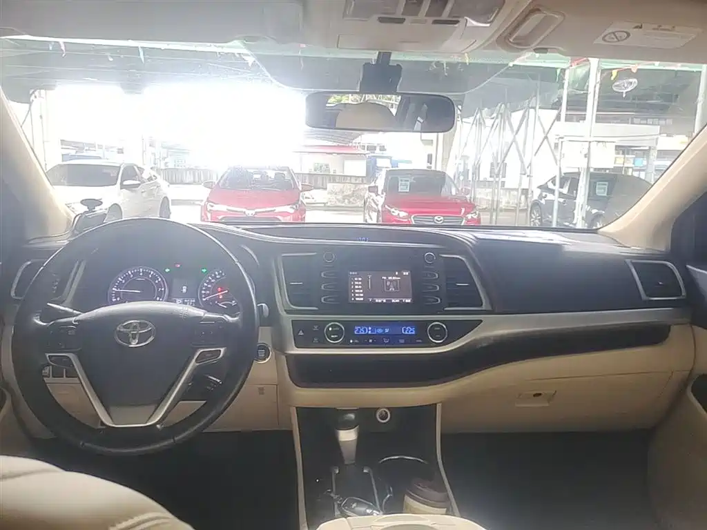 Toyota Highlander 2015 2.0T AWD Luxury Edition 7-seater фото 10