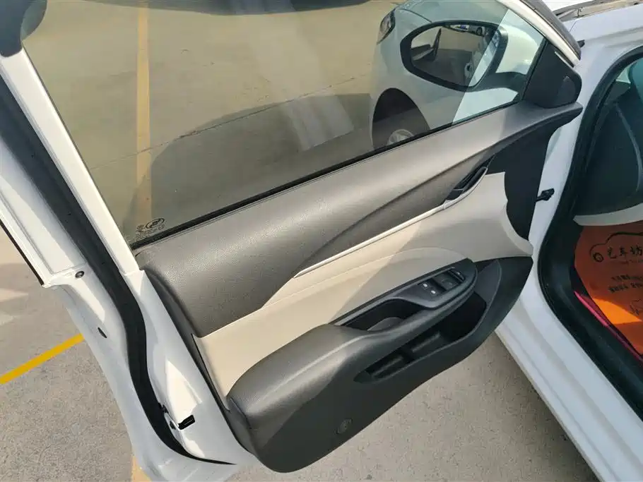 Buick Excelle 2021 Exemplar 1.5L Auto Progressive фото 7