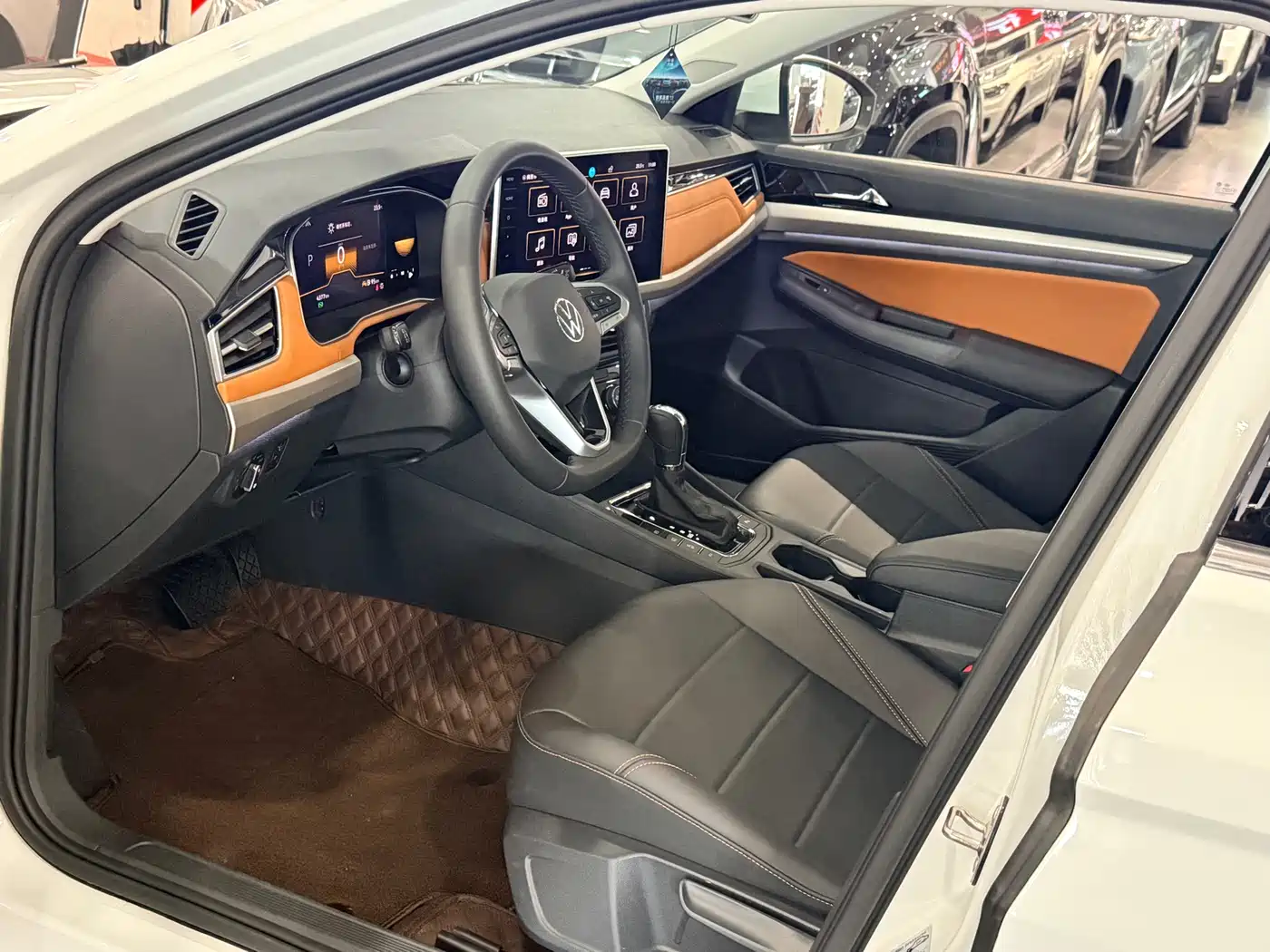 Volkswagen Bora 2024 280TSI DSG Comfort Ride Edition фото 6
