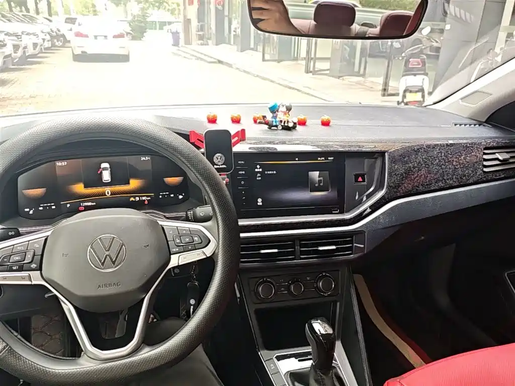 Volkswagen Lavida 2023 New Sharp 1.5L Auto Premium Edition фото 10