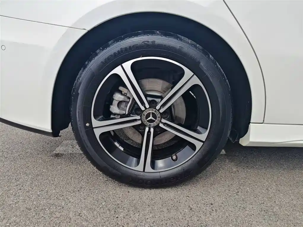 Mercedes-Benz A-Class 2022 A 200 L Sport Sedan Style фото 6