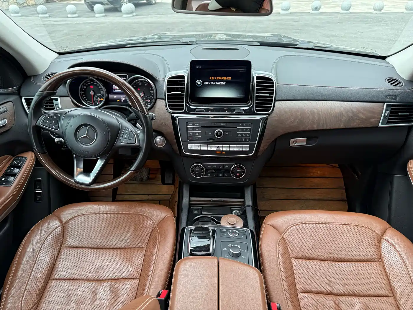 Mercedes-Benz GLS 2016 GLS 500 4MATIC фото 11