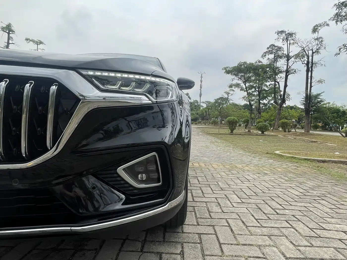 Hongqi HS5 2022 Facelift 2.0T Smart Flag Enjoyment Edition фото 7