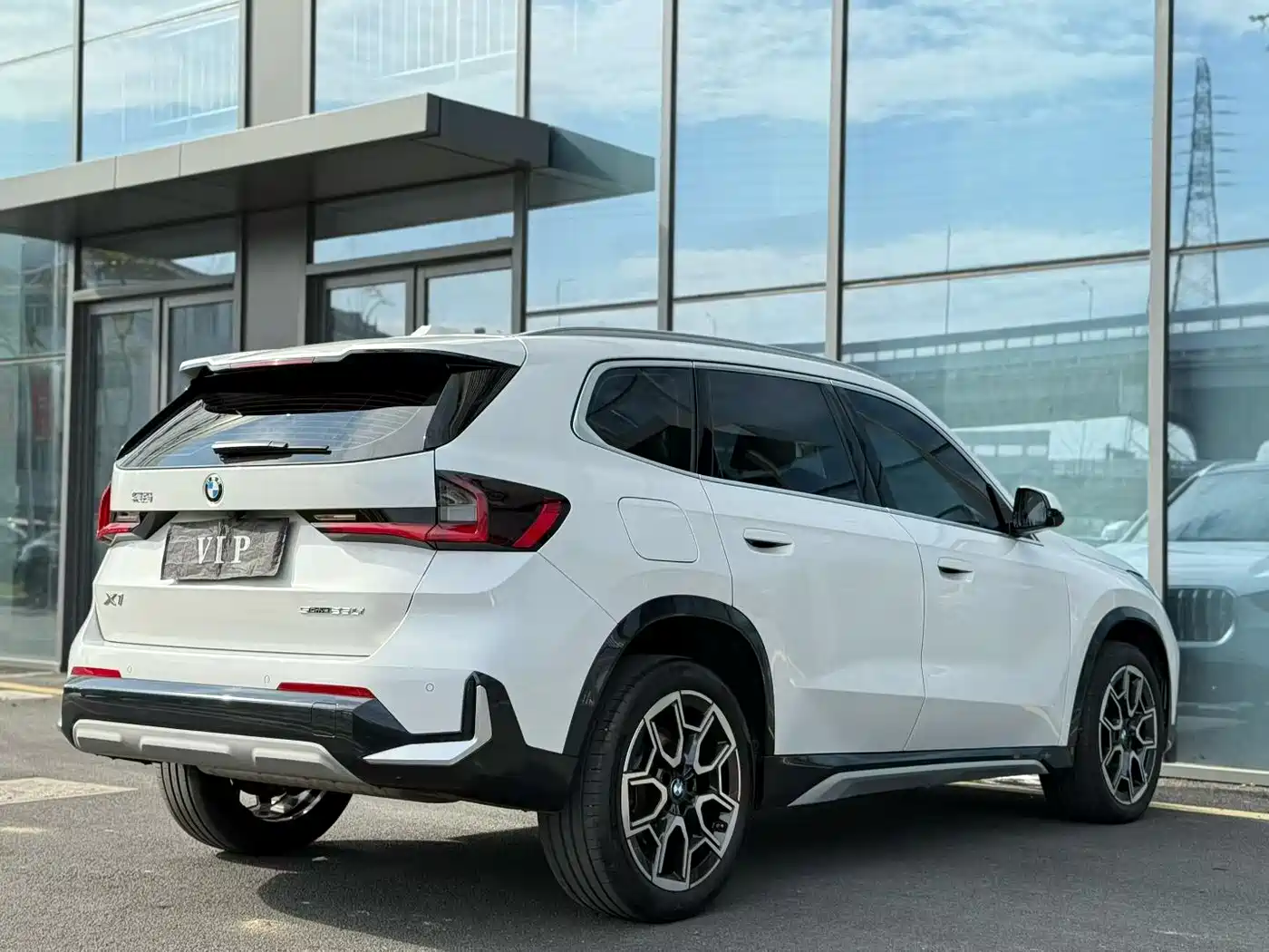 BMW X1 2025 sDrive25Li X Design Package фото 3