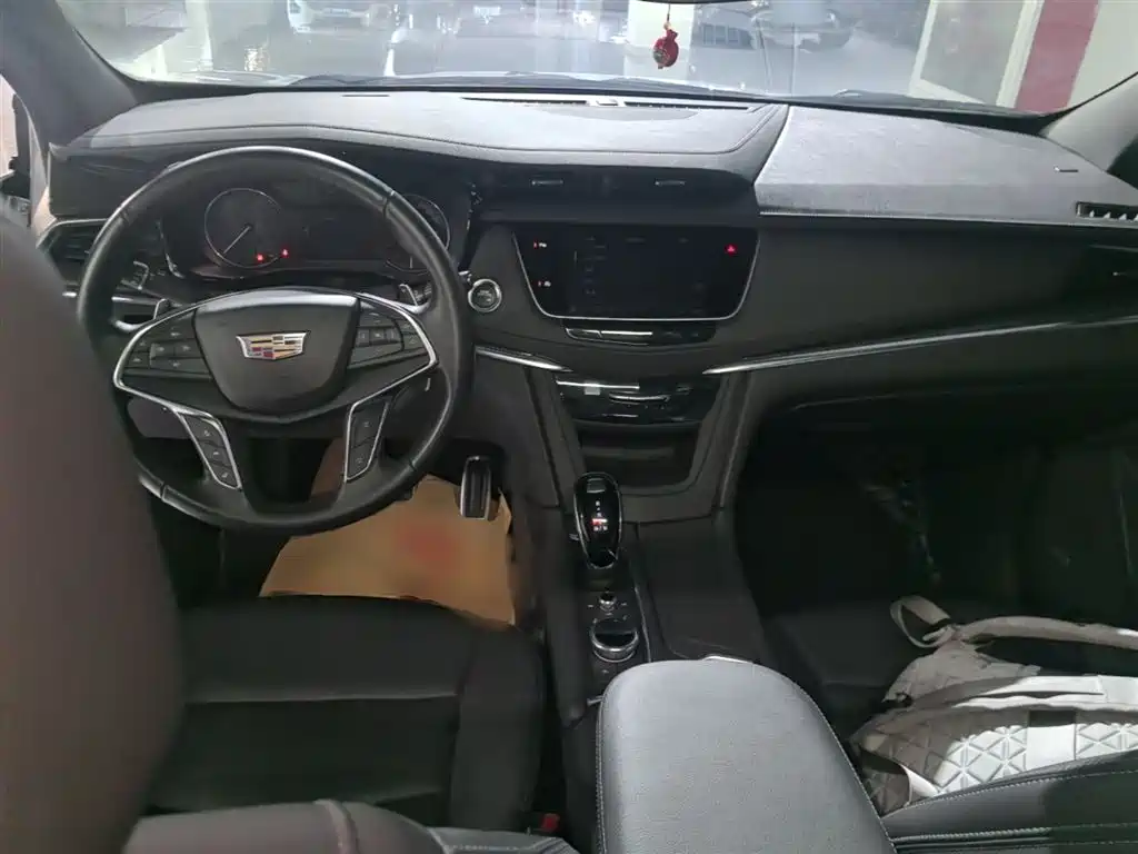Cadillac XT5 2022 2.0T AWD Luxury (Hummingbird Edition) фото 10