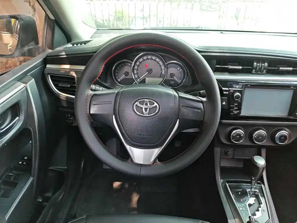 Toyota Levin 2014 1.6G CVT Elite Edition фото 11