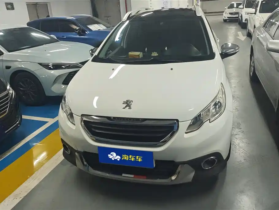 Peugeot 2008 2014 1.6L Automatic Trend Edition фото 2