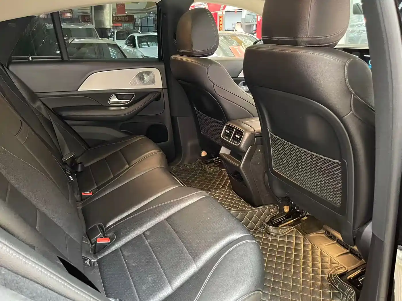 Mercedes-Benz GLE Coupe 2020 GLE 350 4MATIC Coupe SUV Luxury фото 8