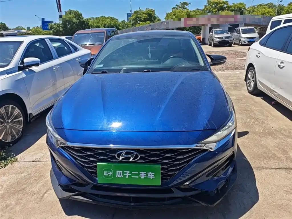 Hyundai Fista 2019 280TGDi Sport Edition China VI фото 3