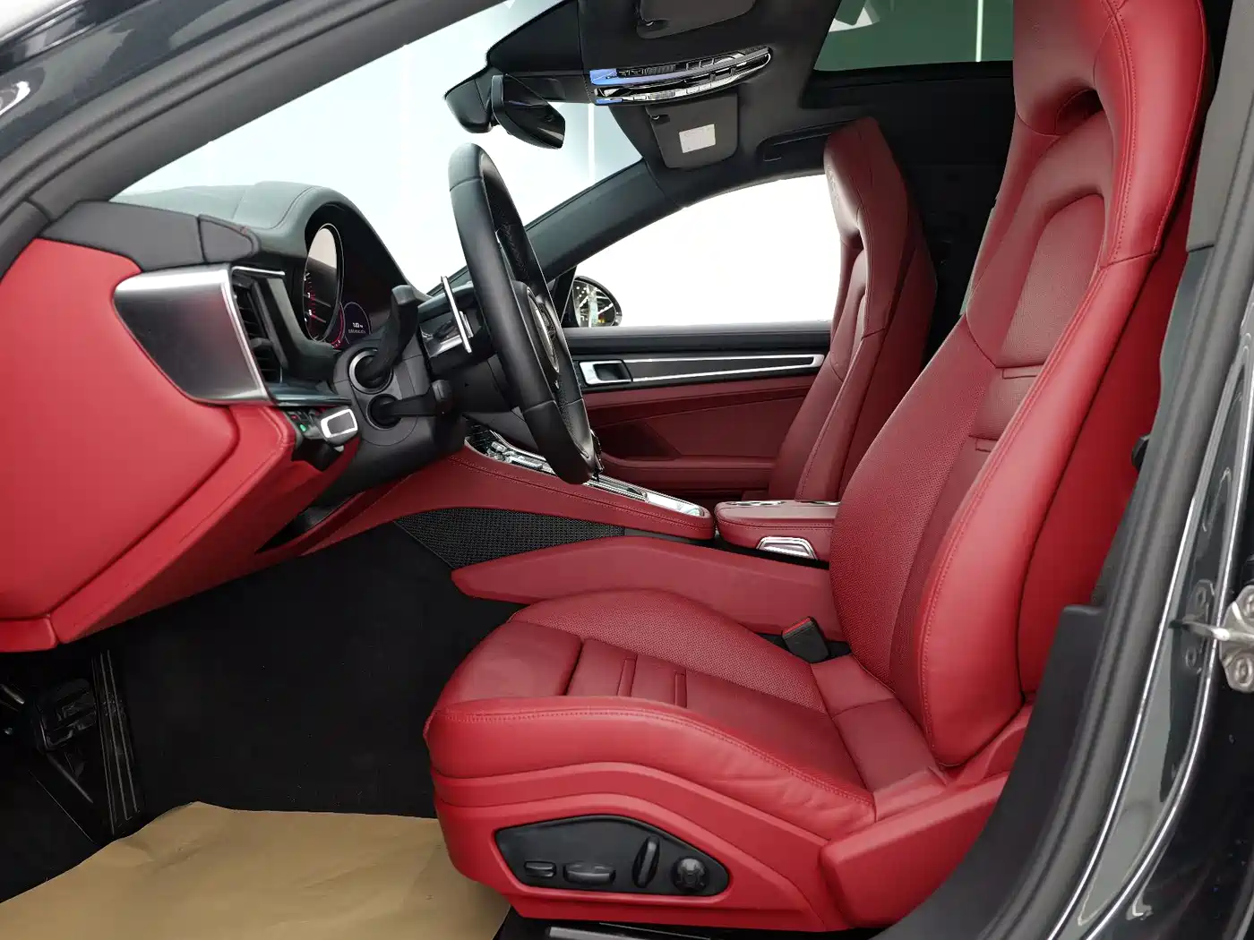 Porsche Panamera 2023 Panamera 2.9T Platinum Edition фото 3