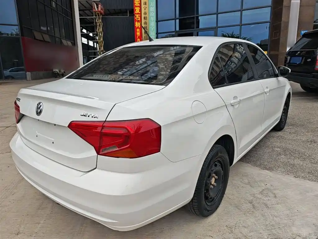 Volkswagen Jetta 2017 1.4L Manual Fashion фото 7