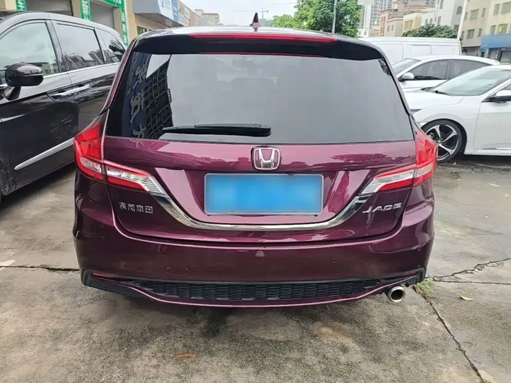 Honda Jade 2019 2017 1.8L Automatic Comfort Edition 5-seater