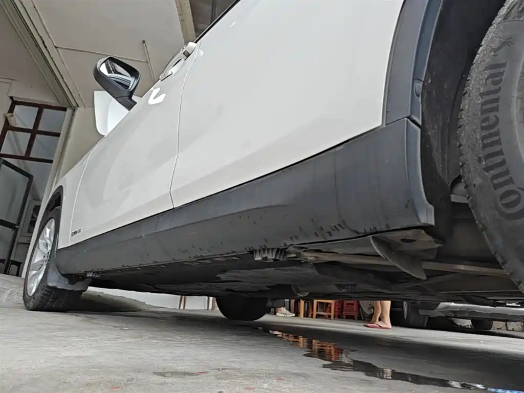 BMW X1 2014 sDrive18i Leading Edition фото 22