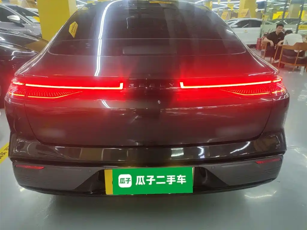 Geely Galaxy Galaxy Xingyao 8 2025 130km EM-P Starship Edition фото 4