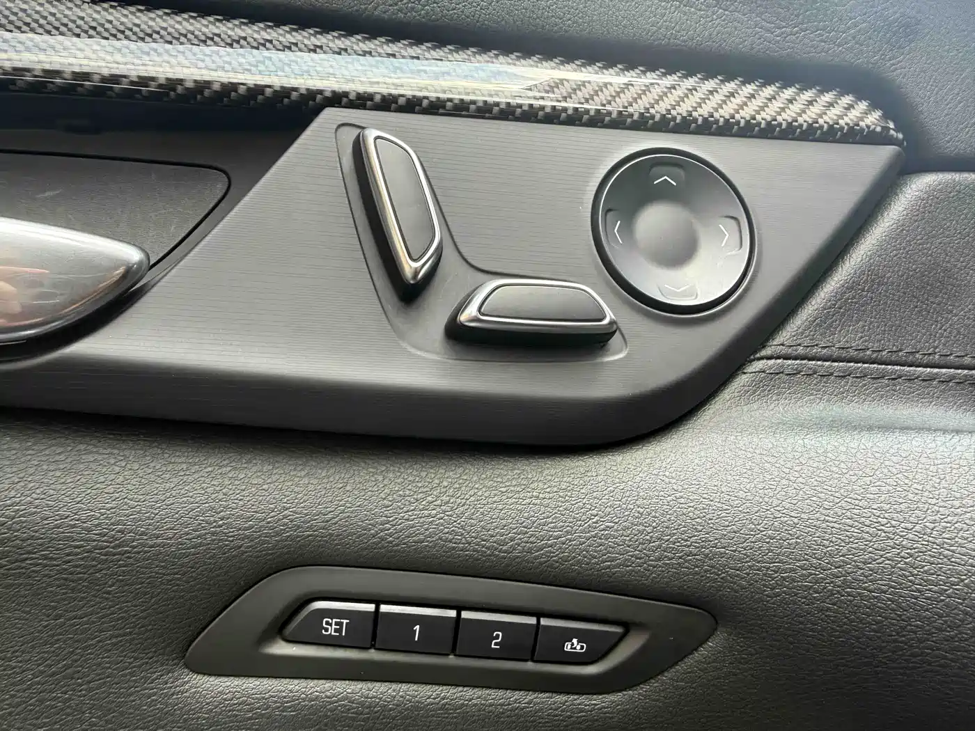 Cadillac CT6 2019 28T Leading Sport Model фото 16