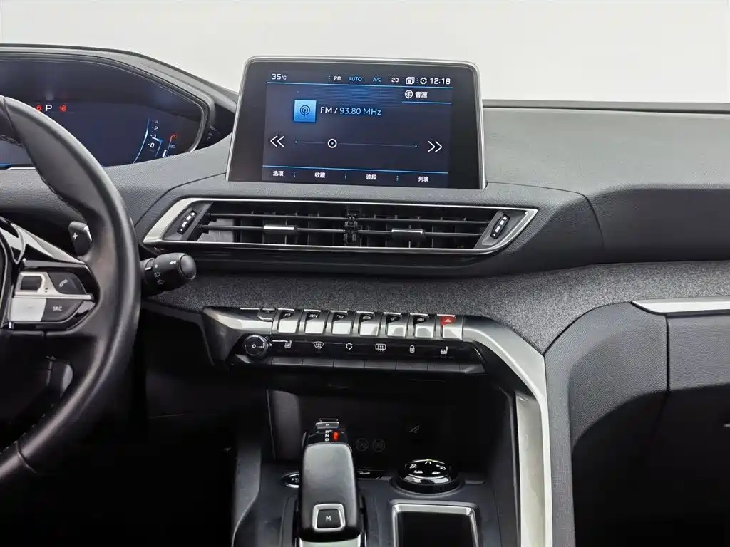 Peugeot 5008 2017 380THP 7-seat Luxury Edition фото 12