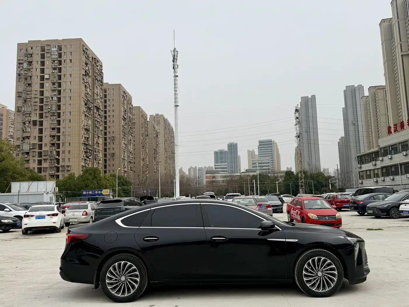Buick LaCrosse 2023 28T Premium Edition фото 6