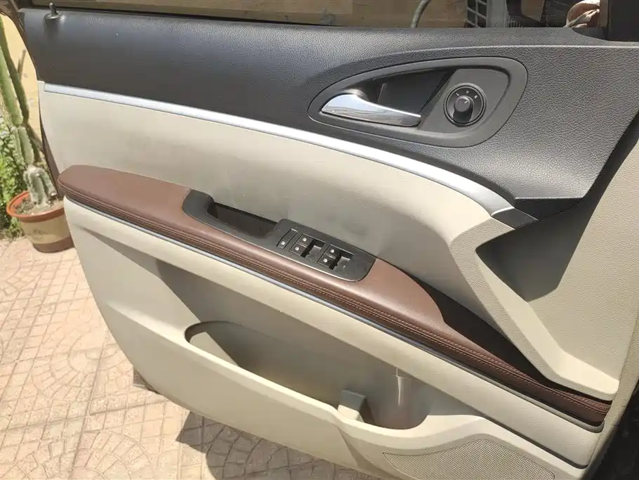 Buick GL8 2018 28T Luxury Model China VI фото 7