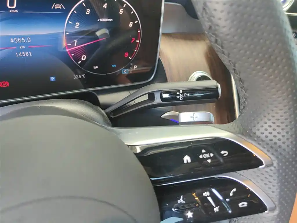 Mercedes-Benz GLC 2025 Facelift GLC 300 L 4MATIC Dynamic 5-seater фото 14