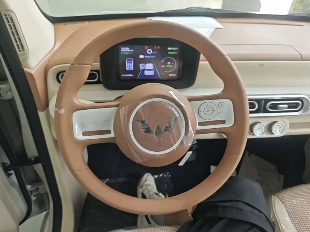 Wuling Motors Hongguang MINIEV 2026 2024 3rd Generation 215km Youth Edition