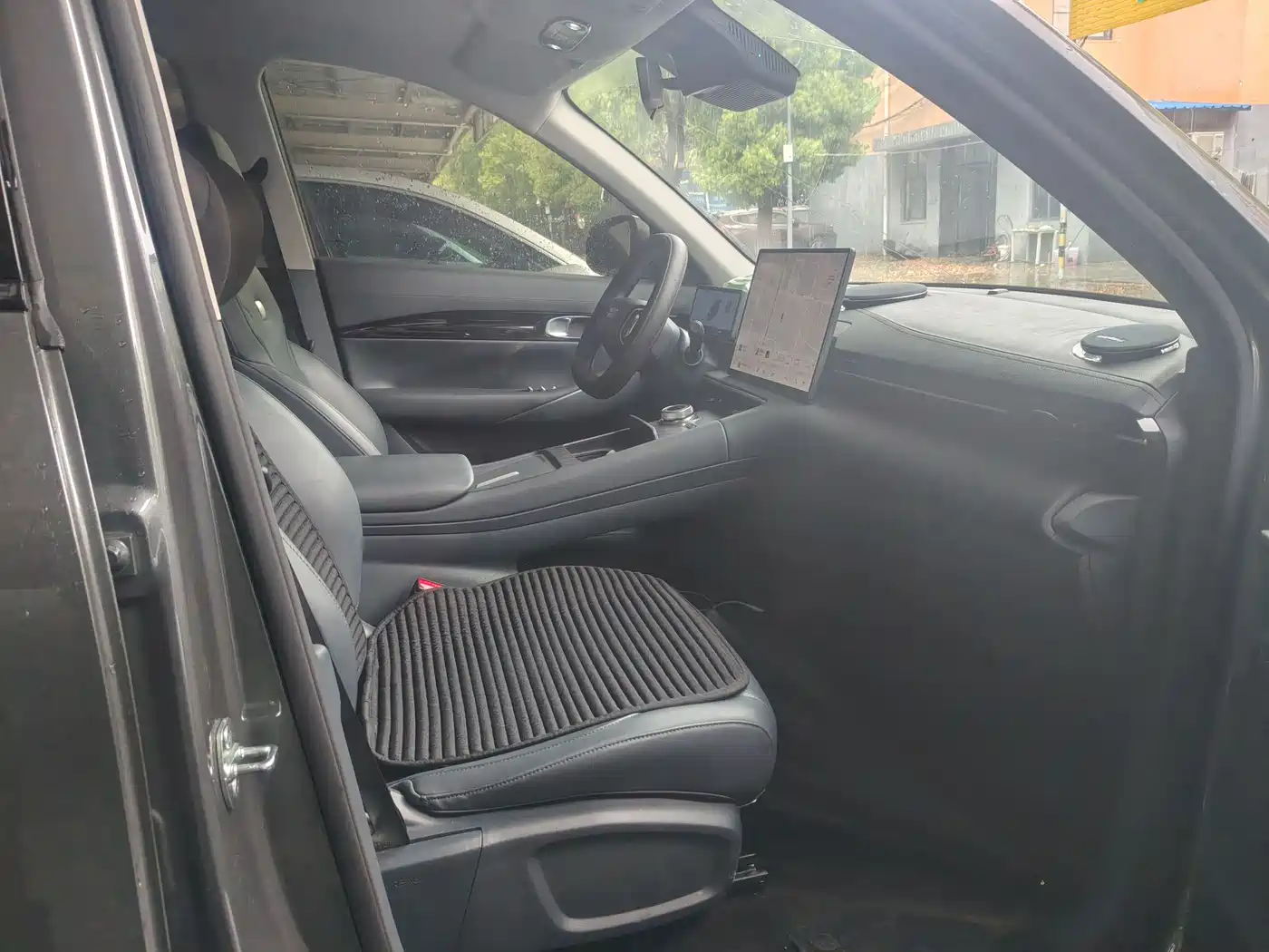 Geely Galaxy Galaxy E5 2024 530km Voyage Edition фото 9