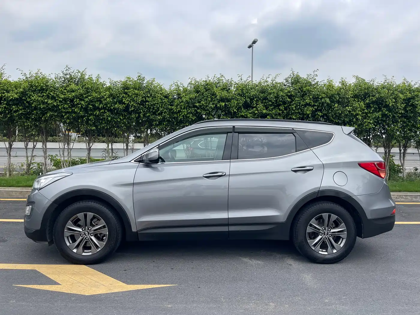 Hyundai Santa Fe 2013 Model 2.4L Automatic 2WD Comfort фото 4
