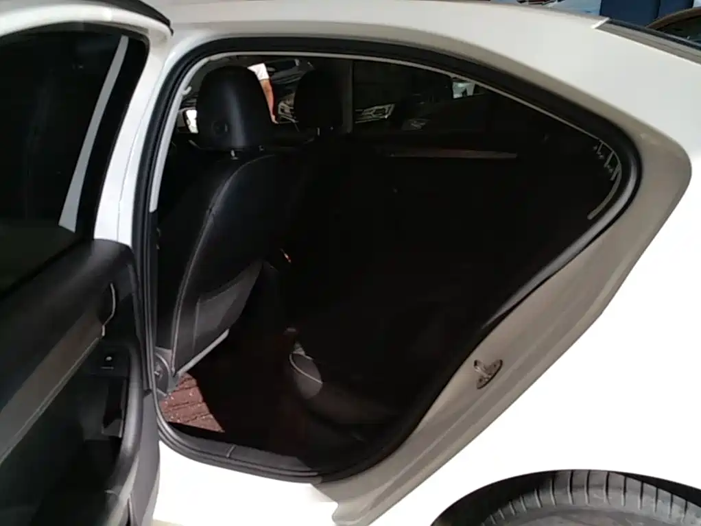 صورة 17 - Škoda Octavia