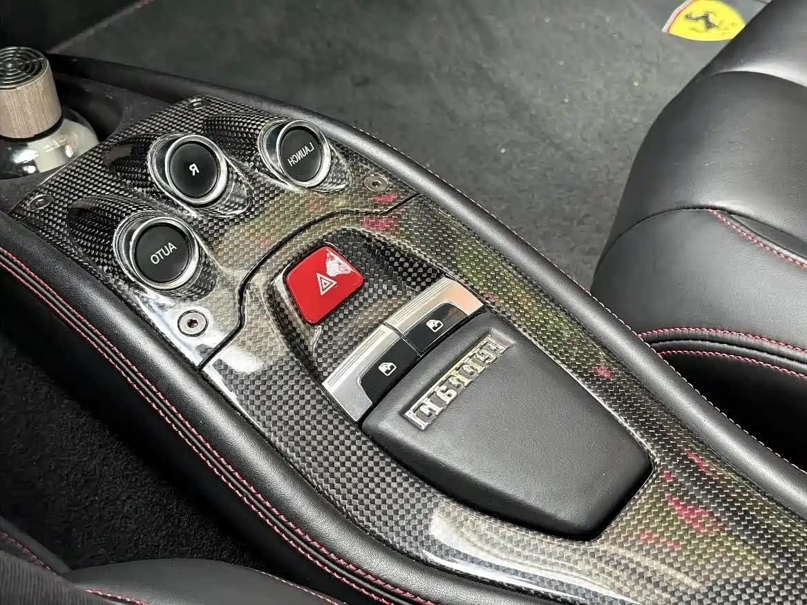 Ferrari 458 2010 2011 4.5L Italia
