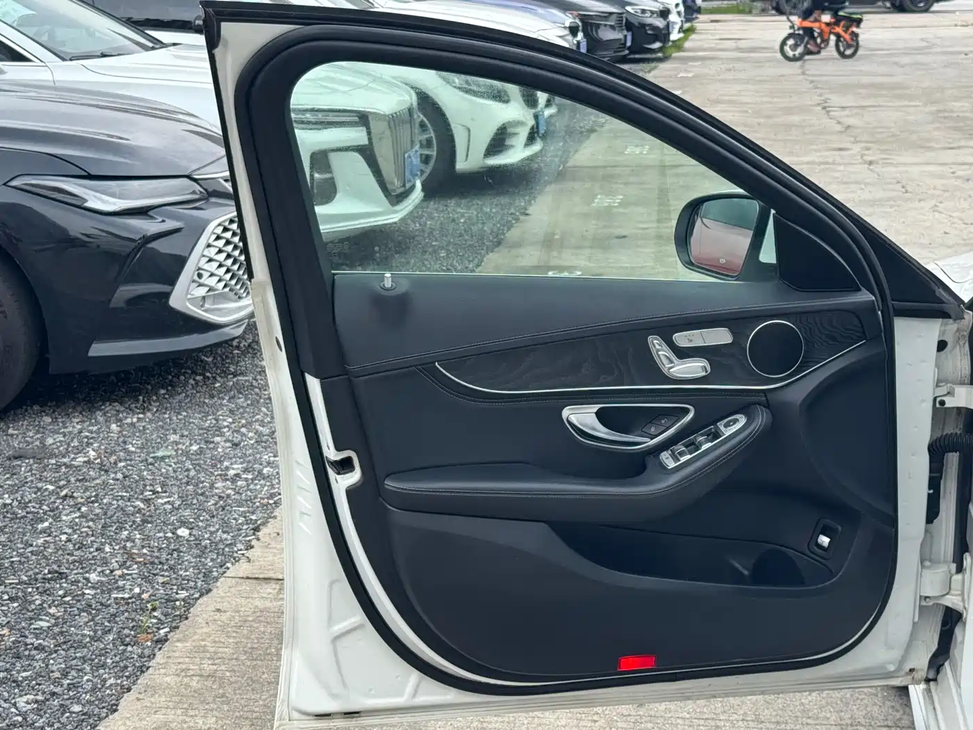 Mercedes-Benz C-Class 2015 C 200 L Sport фото 11