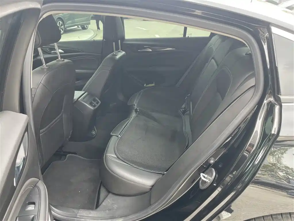 Buick Regal 2024 25T Ultra Comfort Edition фото 6