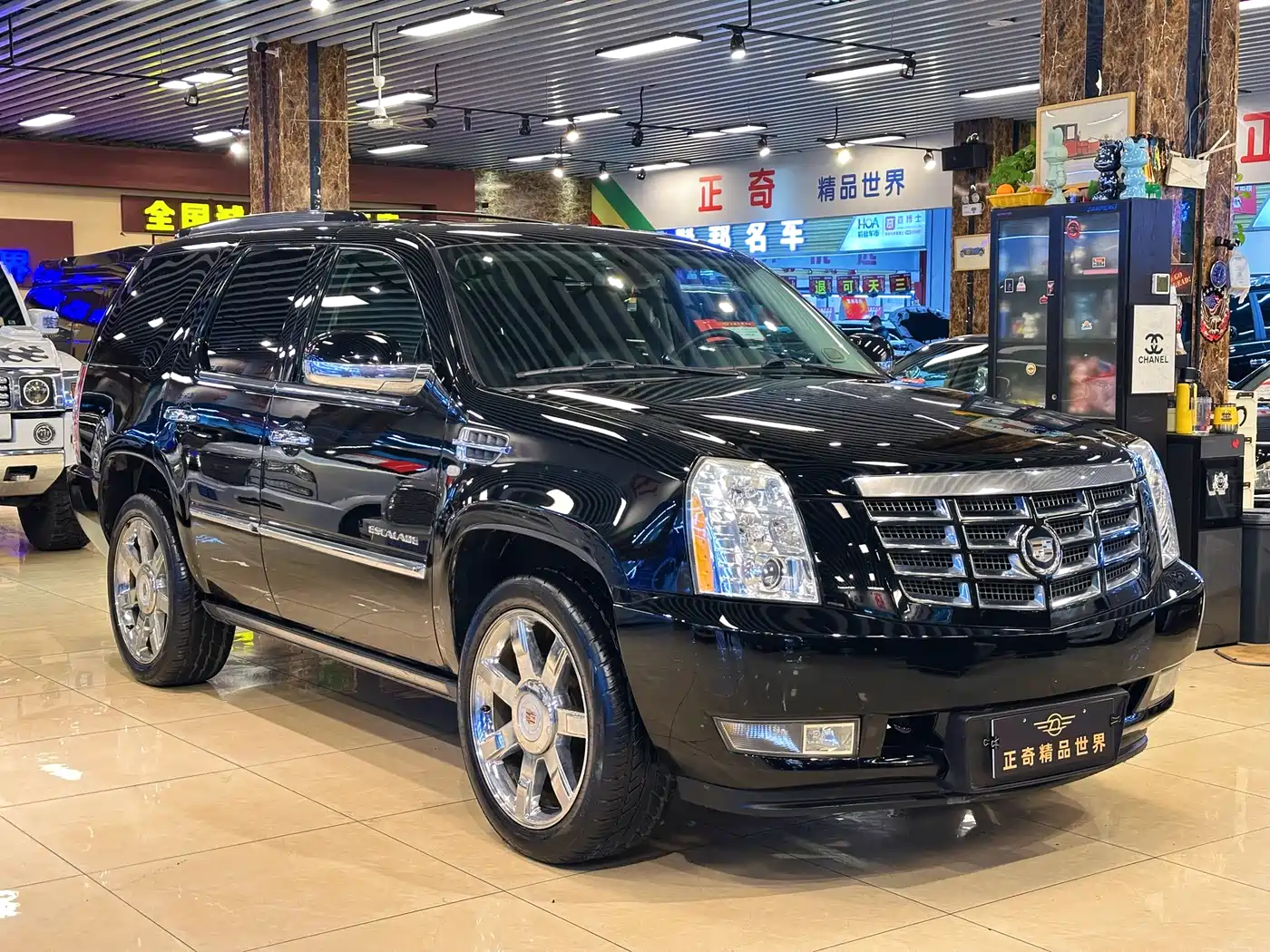 Cadillac Escalade 2008 6.2 AWD фото 3