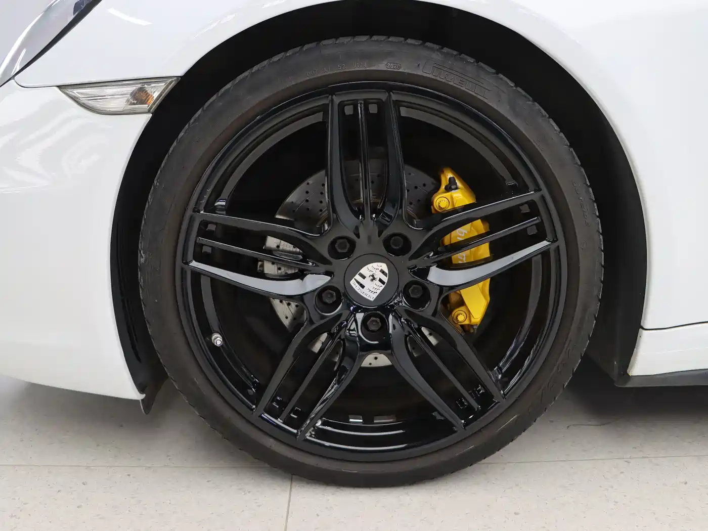 Porsche 911 2015 Carrera 4 3.4L Style Edition фото 9