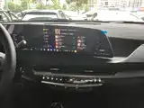 Photo 13 - Cadillac XT4